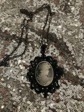 Costume Cameo Necklace - Matte Black with Black Stones